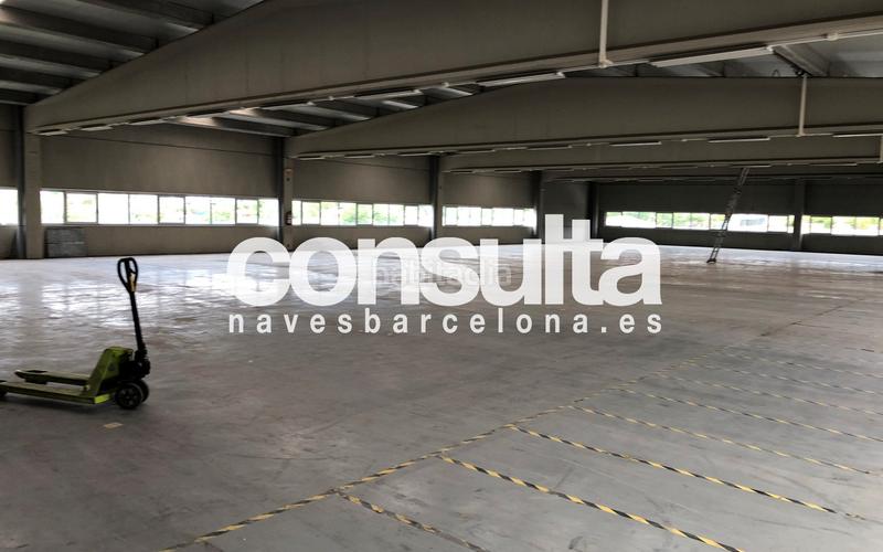 Foto 7f5a9f4b-13eb-485d-be5f-27197c28a56b. Rent industrial building in carrer de les nuadores 18 in Olesa de Montserrat