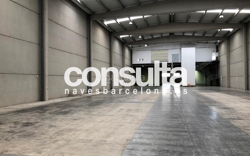 Foto caccaed0-4f12-415a-8106-35f9c1e18af8. Rent industrial building in carrer de les nuadores 18 in Olesa de Montserrat