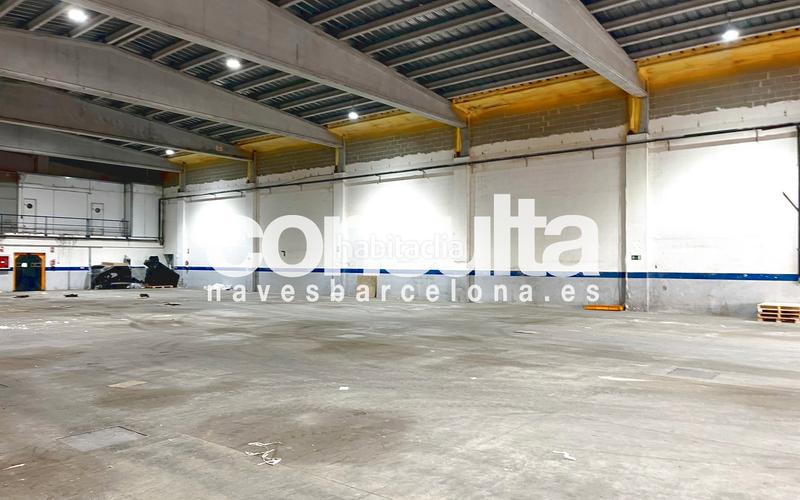 Foto 3c5efd24-09f0-42ec-8e83-6e48e6df2584. Lloguer nau industrial a avinguda can bordoll 92 a Sabadell