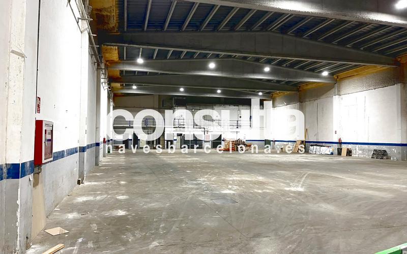 Foto 733dd439-cb40-4d65-af0c-07ae493f6188. Miete fabrikhalle in avinguda can bordoll 92 in Can Roqueta Sabadell