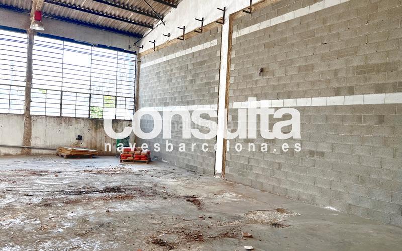 Foto ba6083f9-f149-447a-a37e-06addada03c2. Nau industrial a carrer del montsià 24 a Sud-Zona Industrial Castellar del Vallès