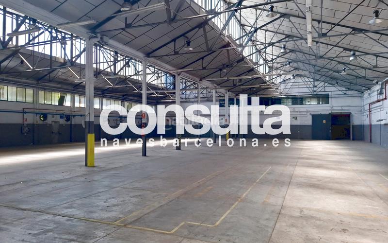 Foto deb694f6-5405-4897-89bd-bc44ee96f41e. Rent industrial building in carrer de joanot martorell 94 in Sabadell