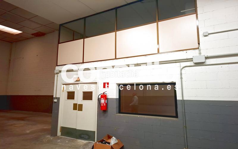 Foto e61a1adb-08a0-46de-9bb5-ec698eec40f4. Miete fabrikhalle in carretera de polinyà 7 in Santa Perpètua de Mogoda