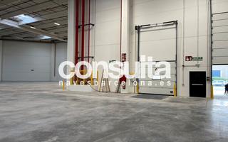 Affitto Capannone industriale in Carrer arquímedes 1. Muelle de carga y descarga