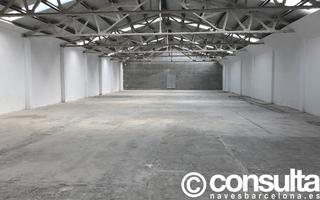 Location Bâtiment à usage industriel  Carrer eduard calvet i pintó 12. Reformada