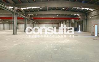 Fabrikhalle  Carretera 93. 2 muelles de carga y puente grúa