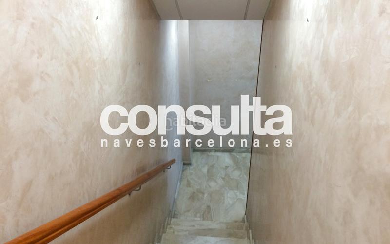 Foto 3169d527-594b-43b5-9061-e45874d96e6f. Alquiler nave industrial en avinguda de bertran i güell 6 posibilidad de colocar puente grúa en Gavà