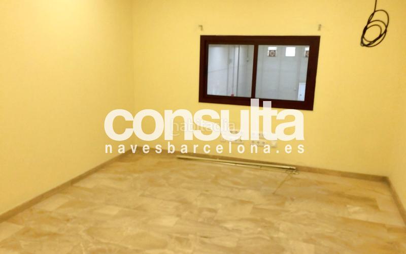 Foto cc5e129c-0871-4421-8946-c1e030eb5e1f. Alquiler nave industrial en avinguda de bertran i güell 6 posibilidad de colocar puente grúa en Gavà