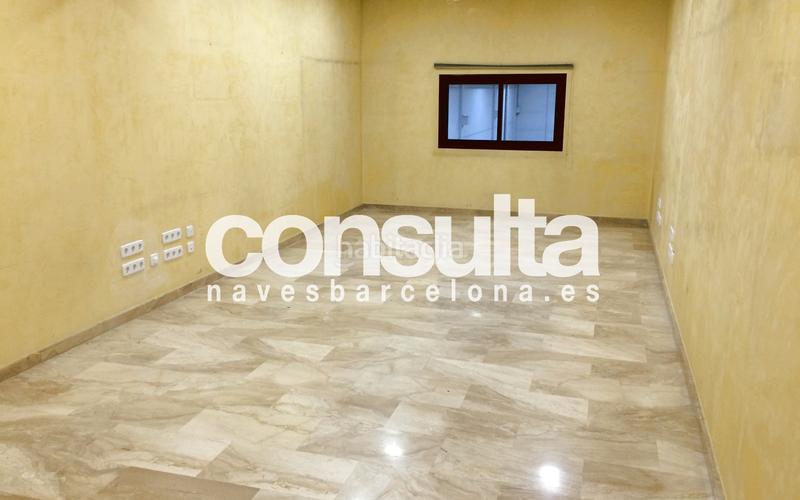 Foto d7b1c412-a047-41e3-8dce-2446376799cd. Alquiler nave industrial en avinguda de bertran i güell 6 posibilidad de colocar puente grúa en Gavà