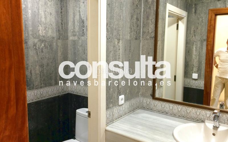 Foto f4aeca29-29e5-4aaf-ae8b-2e51f553f27c. Lloguer nau industrial a avinguda de bertran i güell 6 a Gavà