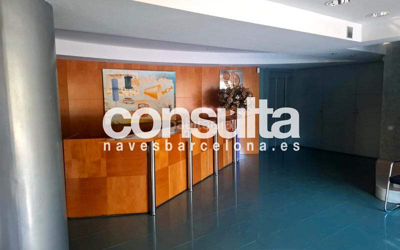 Foto 831ca48b-ae41-4423-b20b-0f3fd08023ea. Affitto capannone industriale in passeig de can sagrera 33 in Sant Just Desvern