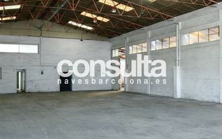 Location Bâtiment à usage industriel à Camí del crist 2. Amplio patio  de 2.588 m² a tres fachadas.