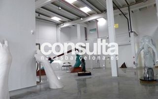 Lloguer Nau industrial a Carrer de tarragona 135. Patio 1.385 m²