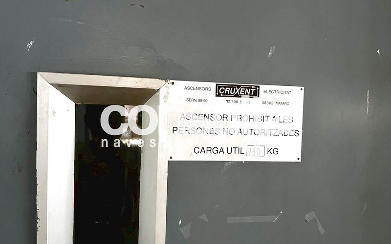 Foto 42670527-6d01-40e4-bd17-23779f2cacd0. Location bâtiment à usage industriel dans carrer llauder 99 dans Mataró