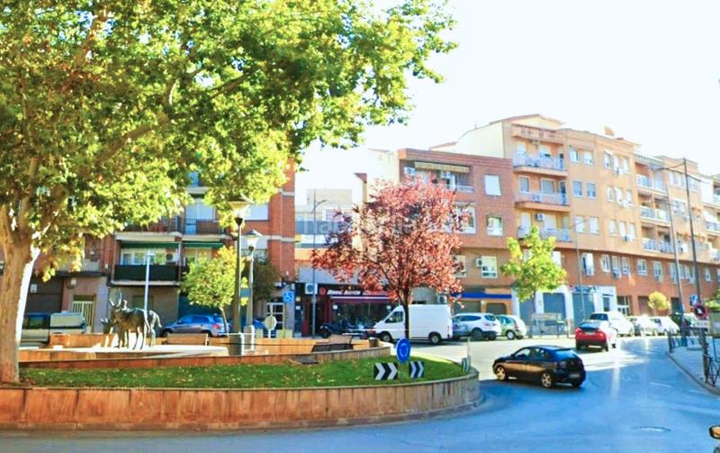 Foto 734f90b3-cd5b-4c97-a4d5-3f81bbf12495. Flat in calle canalejas 13 in Centro Puertollano