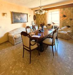 Piso en Calle ancha 76. Centrico a buen precio