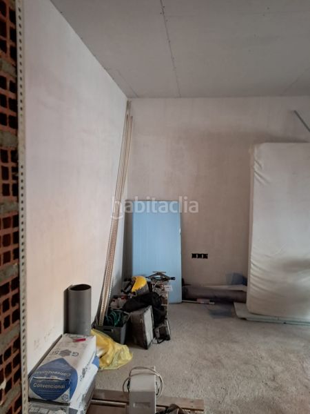 Foto 5ea2d062-8e94-408a-a98f-cb1a3dcec21f. Casa a PAU 2-600 Puertollano