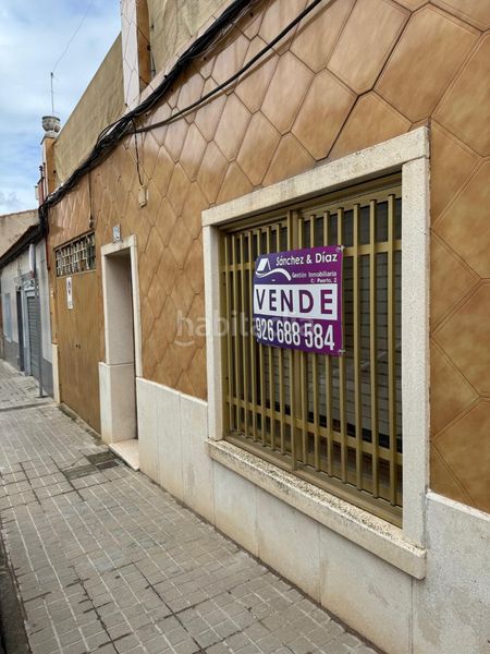 Foto 9ff554bd-e4e2-4085-b61a-8bdd26a78b6f. Casa a PAU 2-600 Puertollano