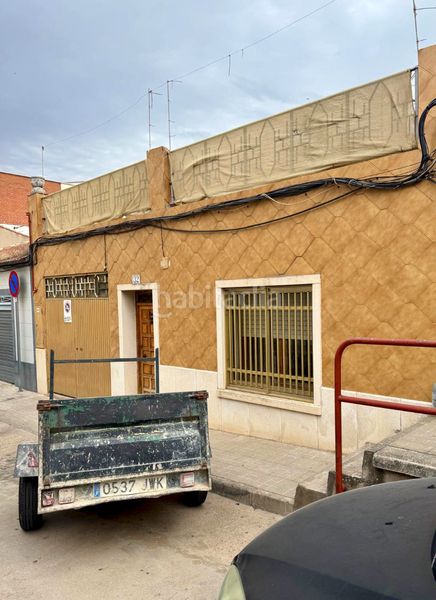 Foto c414cee0-001f-417c-91ac-e797f3ef307e. Casa a PAU 2-600 Puertollano