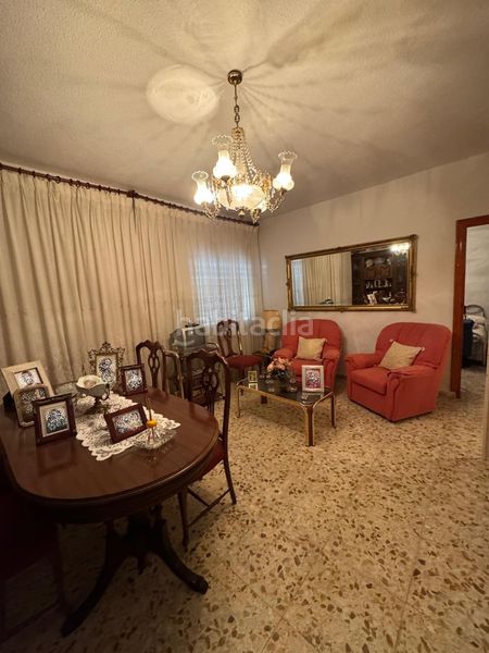 Foto a367f906-3536-4ec8-81a2-6774bf6fc4f2. Casa aparellada a El Poblado - Abulagar Puertollano