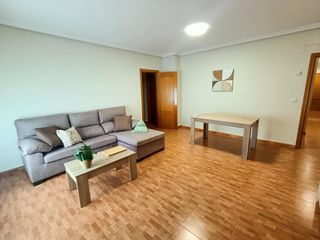 Rent Flat  Calle bajada del pilar. Alquiler ático