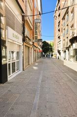 Local Comercial en Calle Santa Ana