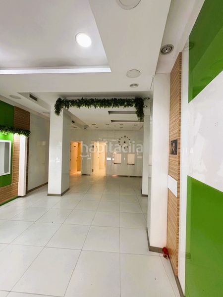 Foto c59a7880-e7bd-4b85-b342-da1dc615db82. Local comercial a Centro Puertollano