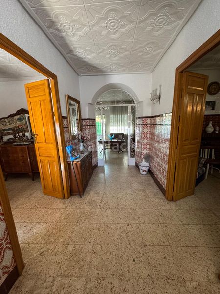 Foto c94194d6-779b-4678-82ab-8bbd21006038. Casa amb aparcament a Centro Puertollano