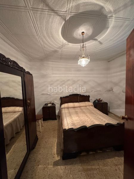 Foto ecf8a8c8-36d0-483e-ad36-f2b93261e356. Casa amb aparcament a Centro Puertollano