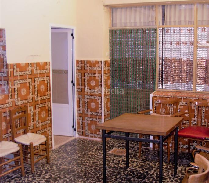 Foto 61ee36a0-e726-4b75-8a94-c072652eb802. Casa a calle ave maría 41 a Centro Puertollano