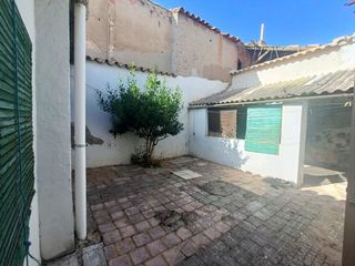 Maison à Calle ave maría 41. Casa amplia y centrica