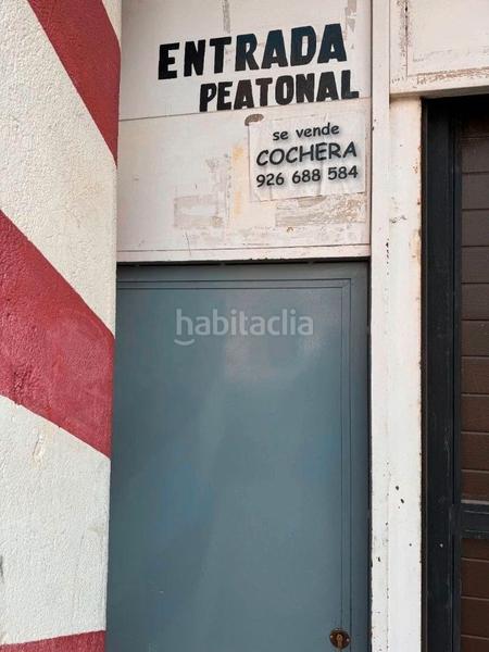 Foto 2bd8d5ea-6097-4cf4-8b49-7ffd7fed135a. Parking coche en calle ancha 34 cochera cerrada en calle ancha en Puertollano