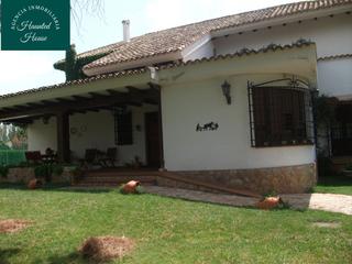 Maison à Pedanías - Extrarradio. Casa en venta en aguasol, 5 dormitorios.
