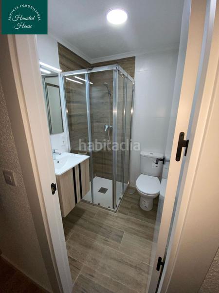 Foto f4b25927-25ae-4ee0-b51c-cf2ee3ba975b. Lloguer pis a Centro Albacete