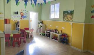 Local Comercial en El Carmen. Bajo comercial en una plaza cntrica