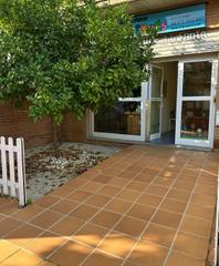 Lloguer Local Comercial a Els Pavos. Local comercial disponible
