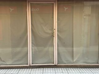 Rent Business premise  Calle mercaders. Local céntrico con gran potencial
