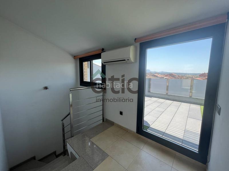 Foto c29cbdae-7037-4bff-b850-af5d1f10ba38. Etagenwohnung mit heizung parking in Font dels Capellans - Sagrada Familia Manresa