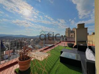 Dúplex  Nou. Dúplex en venta en el centro