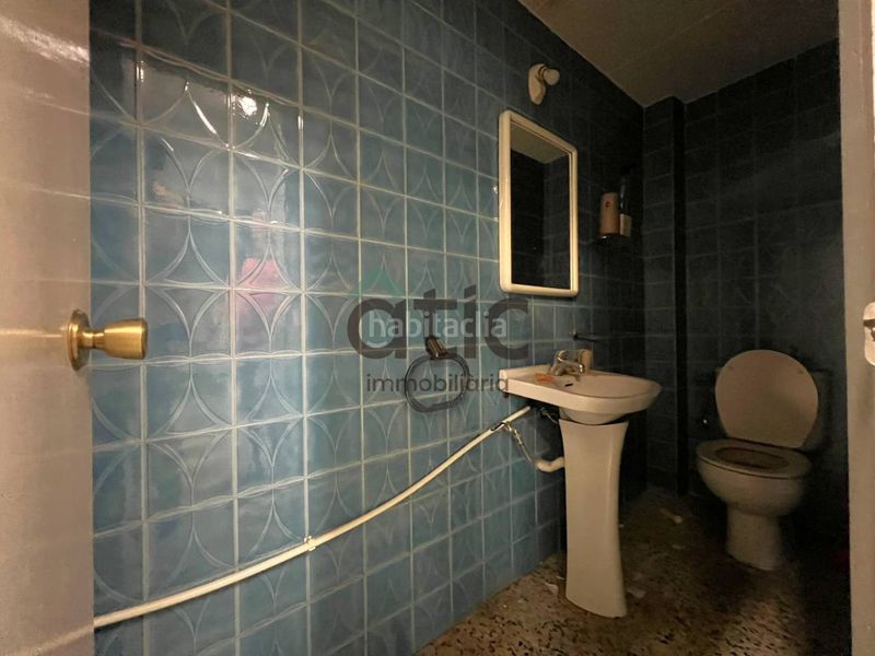 Foto ee40848d-7bdd-4dac-9cf6-751f63944c73. Rent business premise in bases de Manresa - carretera de santpedor Manresa