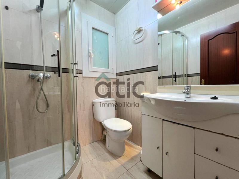 Foto 236dc630-a84c-4d33-a34d-0c87fa005933. Piso  en venta en zona pl. de la creu en bases de Manresa - carretera de santpedor Manresa