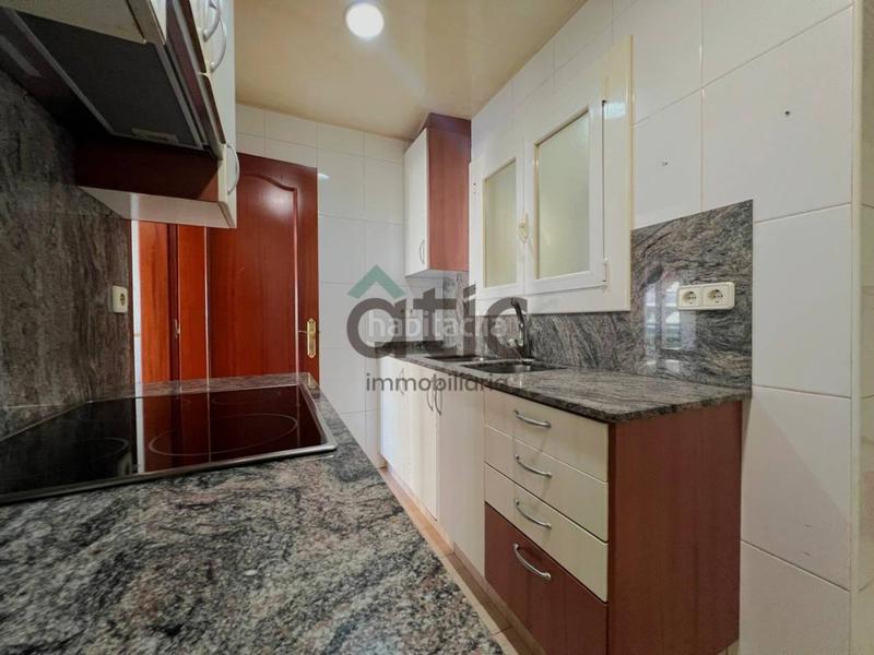 Foto cf57ab16-ddbc-40cd-b6cc-5018bef39fa2. Piso  en venta en zona pl. de la creu en bases de Manresa - carretera de santpedor Manresa