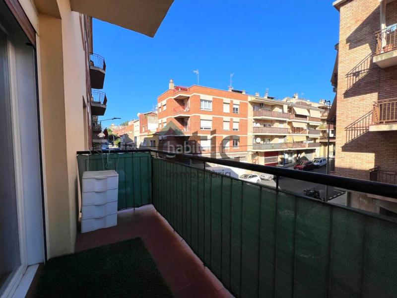 Foto f64f5010-66d0-41dc-90a5-08f6d1bdf263. Piso  en venta en zona pl. de la creu en bases de Manresa - carretera de santpedor Manresa