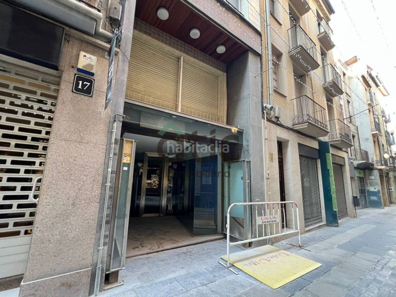 Foto 472bdfca-b116-4a4d-98ba-99266dff134e. Edificio in Barri Antic Manresa