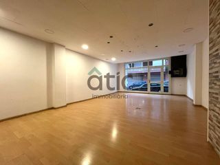 Business premise in Calle Pau Casals