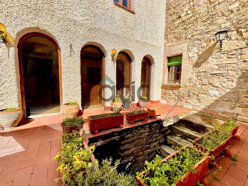 Foto 601aa687-bafa-4bd3-acaa-4533cba442e7. Masia amb calefacció aparcament a Castellgalí