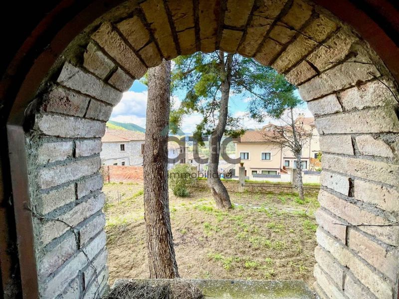 Foto c0c48ea8-1a61-40c9-8a94-082c83021e20. Masia amb calefacció aparcament a Castellgalí