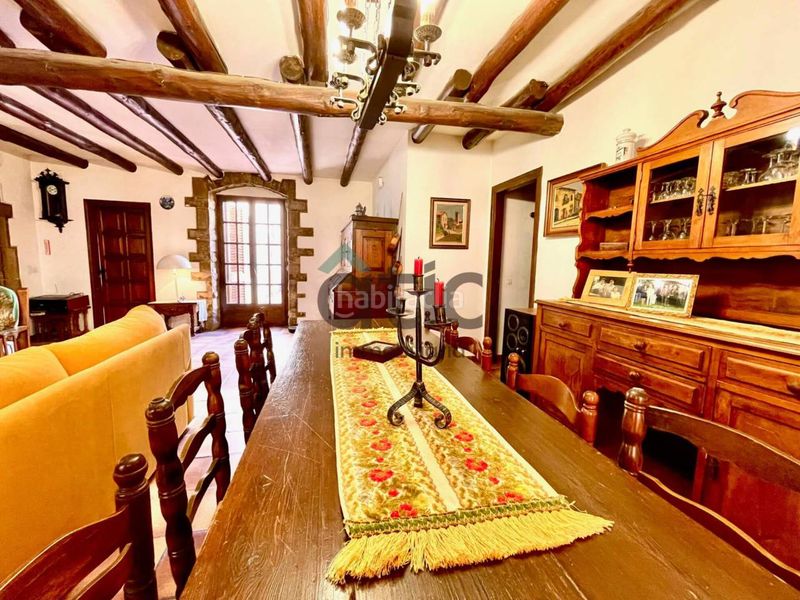 Foto ff90d158-a9a3-44b7-9680-fae7aa290549. Masia amb calefacció aparcament a Castellgalí