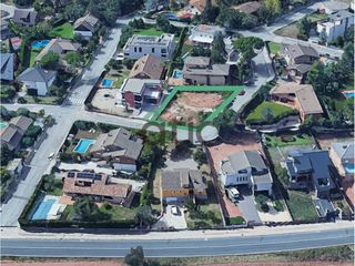 Terreno residencial en Calle trabucaires 24. Solar en venta en pineda de bages