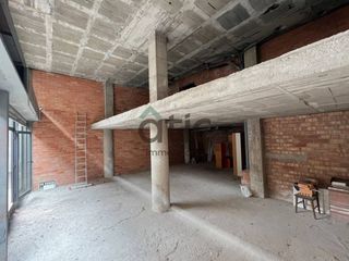 Business premise  Calle pujolet. Local en venta en la calle pujolet